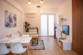 New 1 bedroom apt in Skopje city center - Free parking